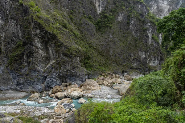 Γαλήνιος Και Γαλήνιος Ποταμός Liwu Στο Φαράγγι Hualien Taroko — Φωτογραφία Αρχείου