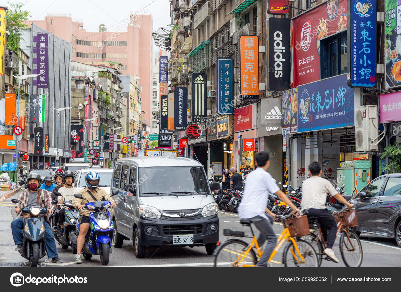 Taipei Taiwan May 2023 Taipei City Street Gongguan District