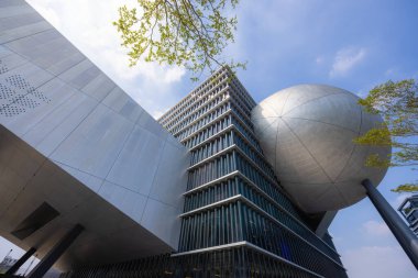 Taipei, Tayvan - 04 Ekim 2022: Tayvan Jiantan 'daki Taipei Sahne Sanatları Merkezi 