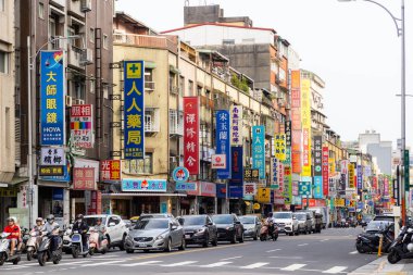 Taipei, Tayvan - 25 Mayıs 2023: Taipei şehir sokağı