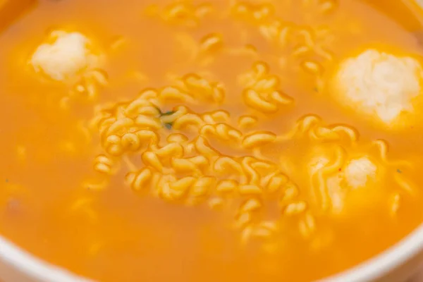 Πικάντικα Κορεάτικα Noodles Κεφτέδες — Φωτογραφία Αρχείου