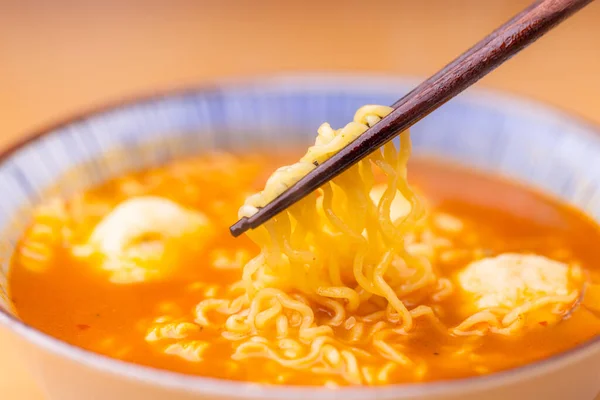 Spicy Korean Instant Noodles Bowl — Stock Photo, Image
