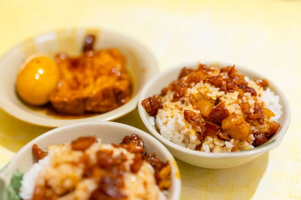 Tayvan Mutfağı Kıymalı Domuz Pirinci — Stok fotoğraf