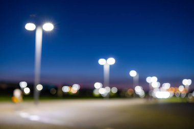 Gece Bokeh 'in bahçe parkında