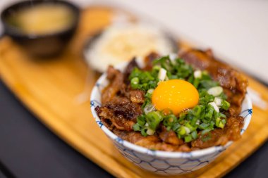 Izgara biftek kasesi seti.