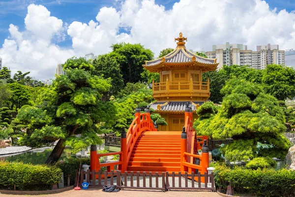 香港芝林纳力南莲花园的中国传统园林 — 图库照片
