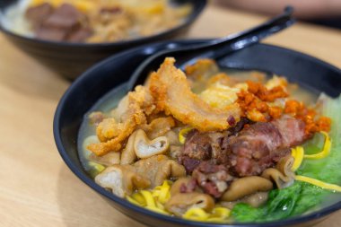 Hong Kong 'un ünlü erişteleri.