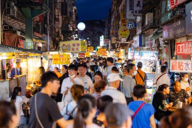 Keelung, Tayvan - 06 Temmuz 2023: Tayvan 'daki Keelung Gece Pazarı