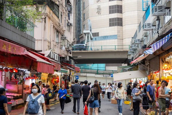 stock image Hong Kong - 20 June 2023: Hong Kong Wet Market in Causeway Bay district 