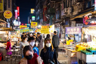 Keelung, Tayvan - 08 Mart 2023: Tayvan 'daki Keelung Gece Pazarı