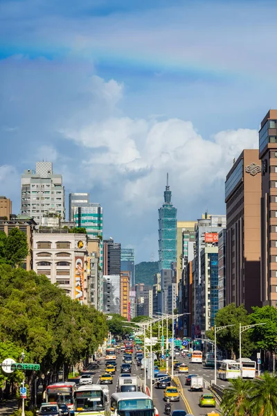Tayvan Temmuz 2023 Taipei City Gökkuşağı Ile Gökyüzü — Stok fotoğraf
