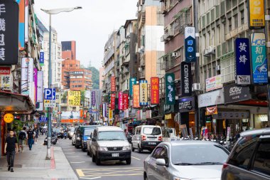 Taipei, Tayvan - 12 Mayıs 2023: Taipei City Caddesi 