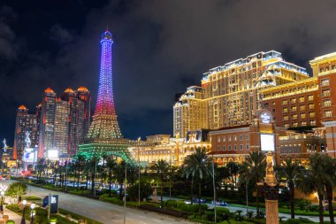 Macau - 29 Haziran 2023: Taipa şehir merkezi gece