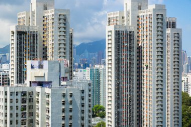 Hong Kong - 20 Haziran 2023: Kowloon tarafında Hong Kong yerleşim bölgesi