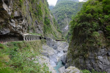 Tayvan 'daki Taroko Milli Parkı manzarası