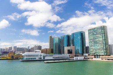 Hong Kong - 20 Haziran 2023: Tsim Sha Tsui ilçesinde Hong Kong şehri