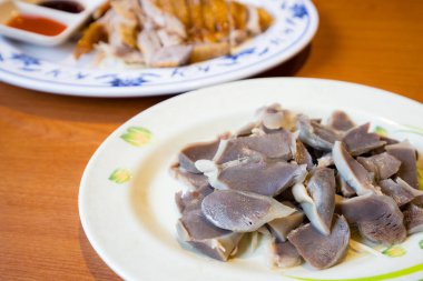 Tabakta kaz böbreği dilimi