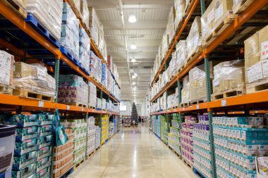 Tayvan - 22 Eylül 2023: Costco Mağazasının İçi