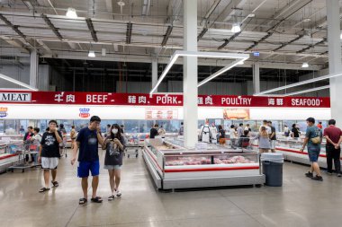 Tayvan - 22 Eylül 2023: Costco Mağazasının İçi
