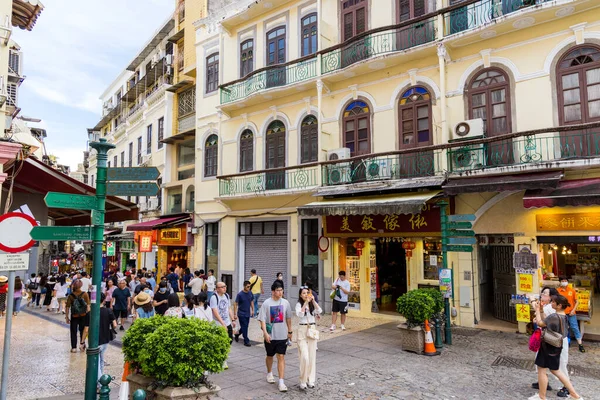 Macau Haziran 2023 Macau Insanlar Şehir Merkezinde Yürüyor — Stok fotoğraf