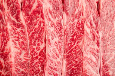 Pakette taze et dilimi