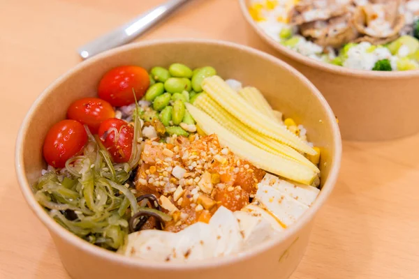 Chicken Vegetable Rice Poke Bowl — Stock Photo, Image