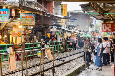 Taipei, Tayvan - 20 Ekim 2023: Taipei 'deki Shihfen Old Street