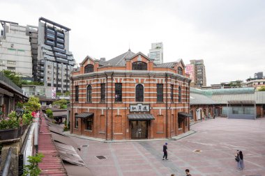 Taipei, Tayvan - 13 Eylül 2023: Ximending bölgesinde eski kırmızı bina