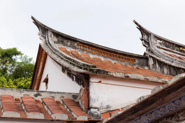 Edifício Velho Chinês Tradicional Com Tijolo Vermelho — Fotografia de Stock