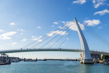 Taipei, Tayvan - 10 Kasım 2022: Tamsui Lover Köprüsü Tayvan