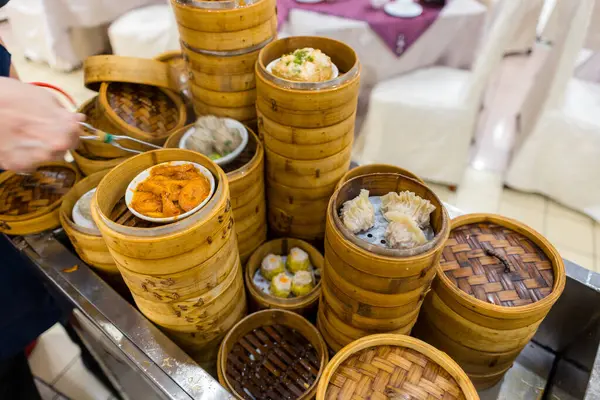 Dim Sum Trolley Chinese Restaurant — Stock Photo, Image