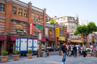 Taipei, Tayvan - 07 Aralık 2023: Taipei 'de Dihua Caddesi