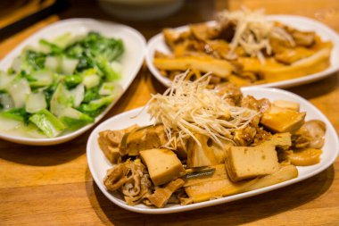 Tayvan mutfağı soya sosu haşlanmış tofu.