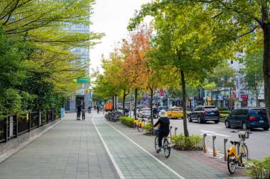 Taipei, Tayvan - 27 Aralık 2023: Taipei şehir sokağı