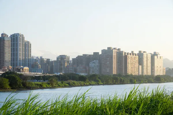 台湾河畔的台北市 — 图库照片