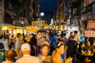 Keelung, Tayvan - 06 Temmuz 2023: Tayvan 'daki Keelung Gece Pazarı