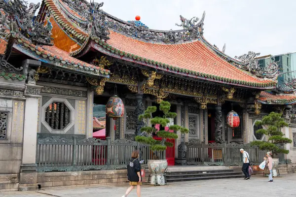 Tajpej Tajwan Października 2023 Świątynia Longshan Mieście Tajpej — Zdjęcie stockowe