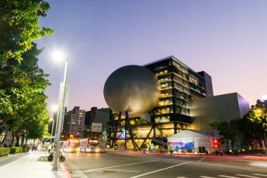 Taipei, Tayvan - 11 Ocak 2024: Tayvan Jiantan 'daki Taipei Sahne Sanatları Merkezi