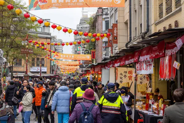 Тайбэй Тайвань Января 2024 Года Улица Дихуа Городе Тайбэй Китайский — стоковое фото