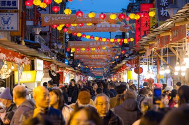 Taipei, Tayvan - 26 Ocak 2024: Taipei 'de geleneksel Lunar Yeni Yıl sokak pazarı