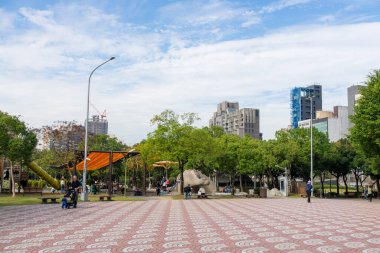 Taipei, Tayvan - 27 Aralık 2023: Taipei 'deki Daan Parkı