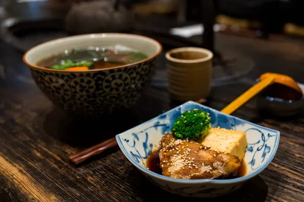 Soba Giapponese Con Salsa Soia Pesce Nel Ristorante Giapponese — Foto Stock