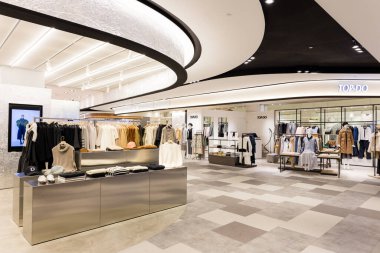 Taoyuan, Tayvan - 20 Aralık 2023: Taimall alışveriş merkezinin içi 