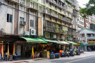 Taipei, Tayvan - 23 Mart 2024: Taipei şehir sokağı 