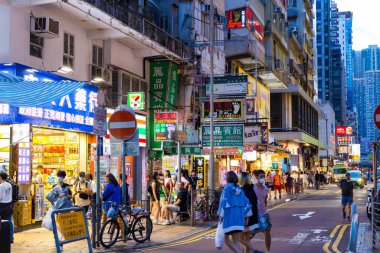 Hong Kong - 19 Haziran 2023: Mong Kok 'ta Hong Kong şehri