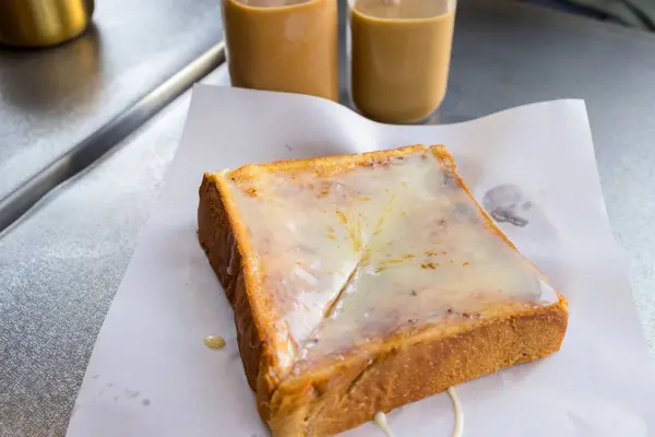 Smørbrød Med Kondensert Melk Den Lokale Restauranten stockfoto