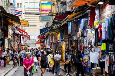 Hong Kong - 27 Nisan 2024: Wan Chai Market, Hong Kong