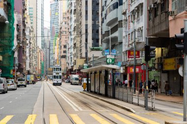 Hong Kong - 24 Nisan 2024: Hong Kong tramvayı