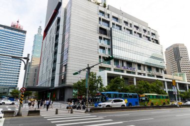 Taipei, Tayvan 13 Haziran 2023: Xinyi ilçesindeki Taipei şehir sokağı