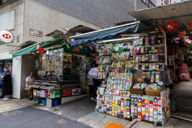 Hong Kong 01 Nisan 2024: Hong Kong Merkez Bölgesindeki eski cadde